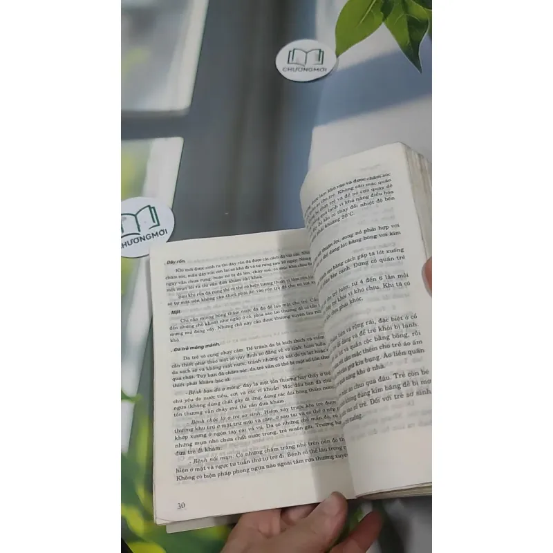 Những Điều Cần Biết Cho Các Cặp Vợ Chồng Trẻ - Nuôi Trẻ Từ Sơ Sinh Đến 12 Tuổi - BS. Lê T 727350