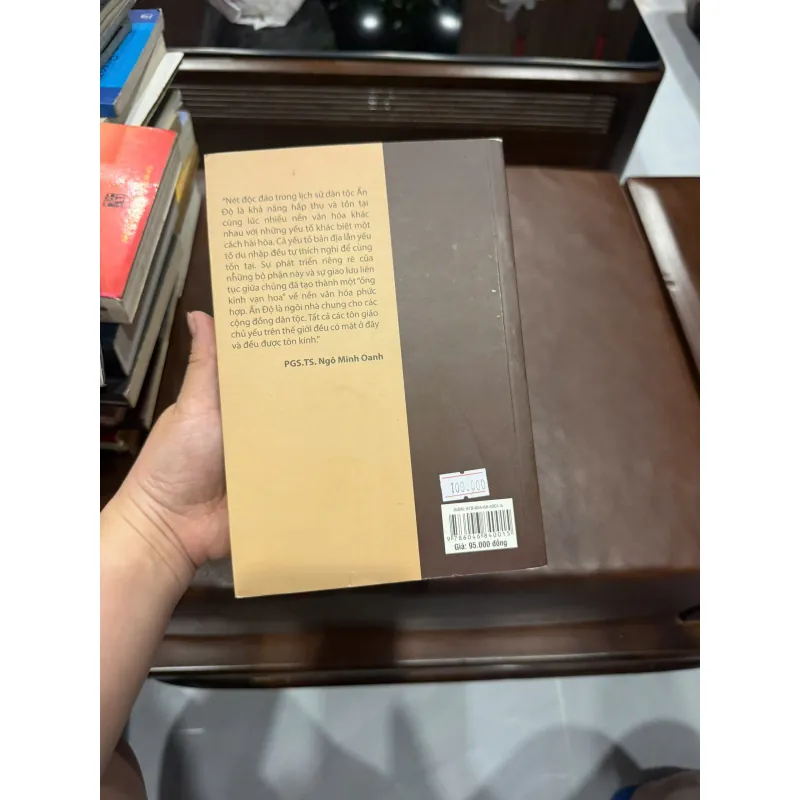 NHỮNG NGƯỜI LÀM NÊN LỊCH SỬ ẤN ĐỘ – PGS.TS NGÔ MINH OANH- K5 1031110