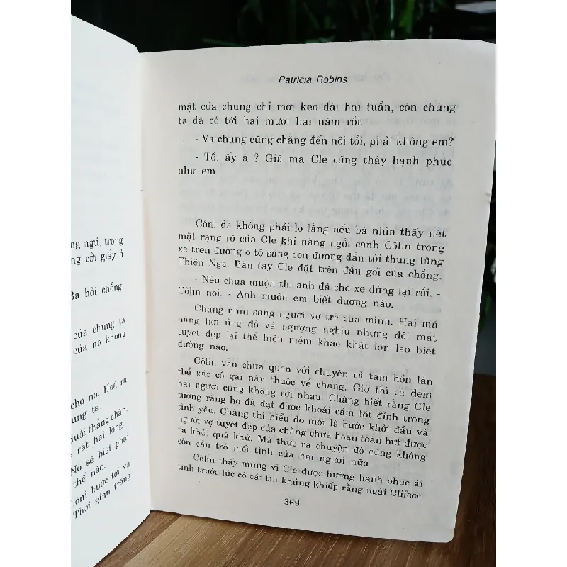 Con riêng của bá tước phu nhân – Patricia Robins 558502