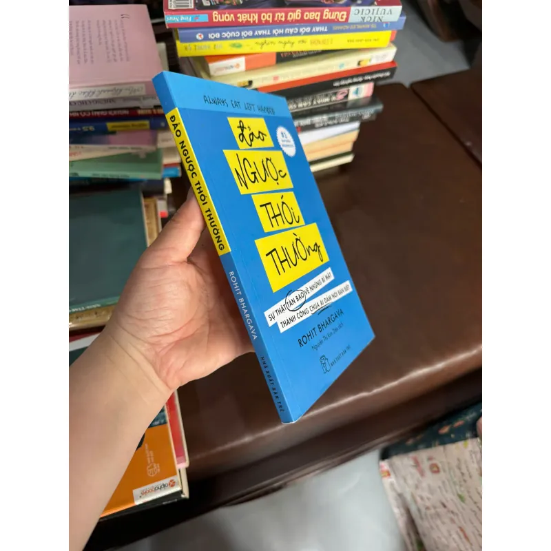 ĐẢO NGƯỢC THÓI THƯỜNG- K4 1028159