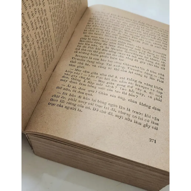 Boris Pasternak, con người và tác phẩm (bao gồm thiên tiểu thuyết Bác sĩ Zhivago) 702985