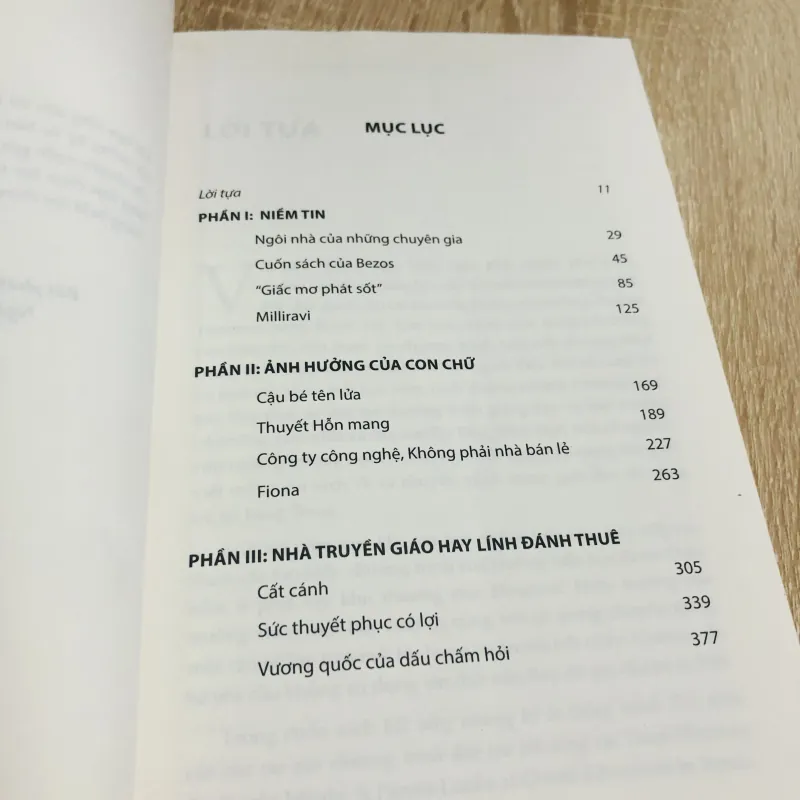 JEFF BEZOS VÀ KỶ NGUYÊN AMAZON 1004340