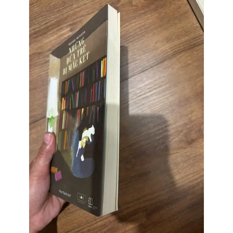 Những đứa trẻ bị mắc kẹt - kanae minato 562417