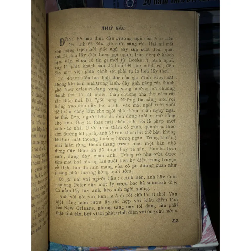 Năm ngày trong khách sạn Saint Gregory - Arthur Hailey  969753