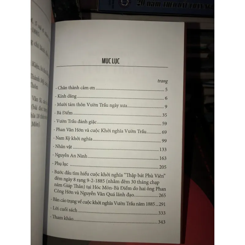 Mười tám thôn vườn trầu - Trần Nhật Vy 992423