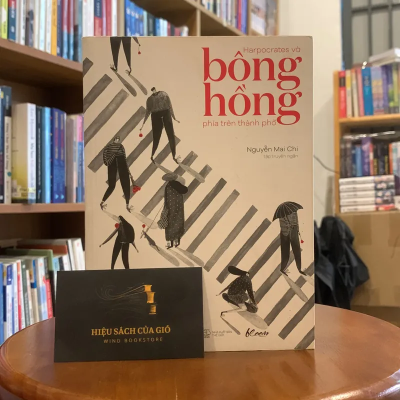 Harpocrates và bông hồng phía trên thành phố - Nguyễn Mai Chi 705315