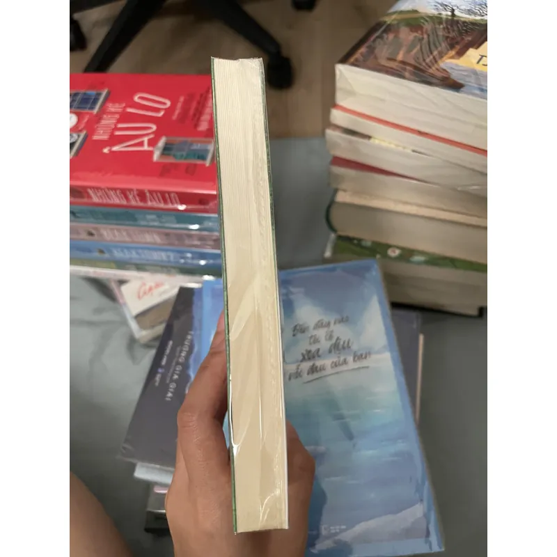 “Tiệm giặt ủi Bon Bon” - tác giả Jiyun Kim (sách mới 100%) 604891