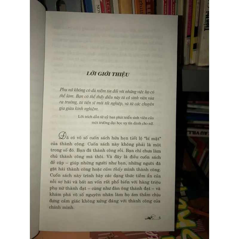 Suy nghĩ thầm kín của những phụ nữ thành công - Valerie Young 707864