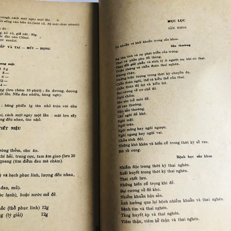 TÀI LIỆU HUẤN LUYỆN Y SĨ - sách khổ to  - sản , phụ, nhi khoa : 100k 700946