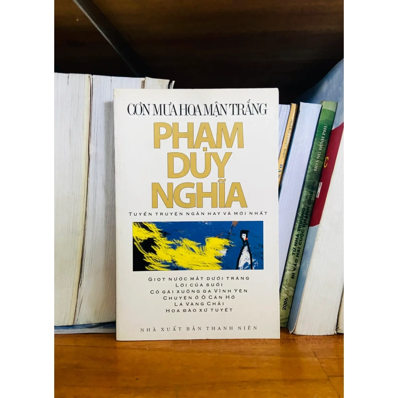 (Sách cũ SCGR) Cơn mưa hoa mận trắng - Phạm Duy Nghĩa - Văn học VAVOB1T2-19 Blogmeo090426 1016591