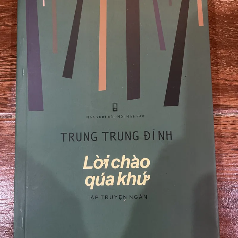 Lời chào quá khứ - Trung Trung Đỉnh (8) 575599