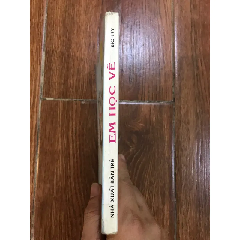Em Học Vẽ - Bích Ty (o5) 738730