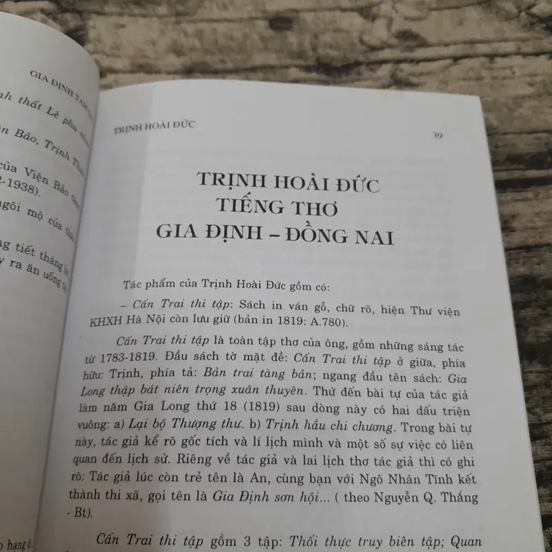 GIA ĐỊNH TAM GIA-Biên dịch Hoài Anh. Hiệu đính TS. Huỳnh Văn Tới...Bản năm 2003 739123