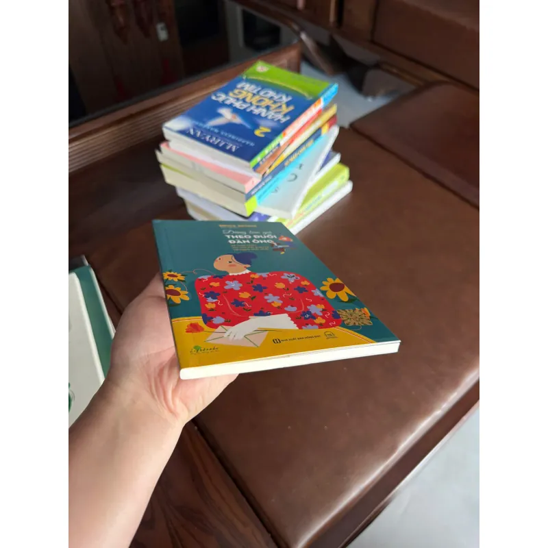 ĐỪNG BAO GIỜ THEO ĐUỔI ĐÀN ÔNG – Bruce Bryans- K4 1023690