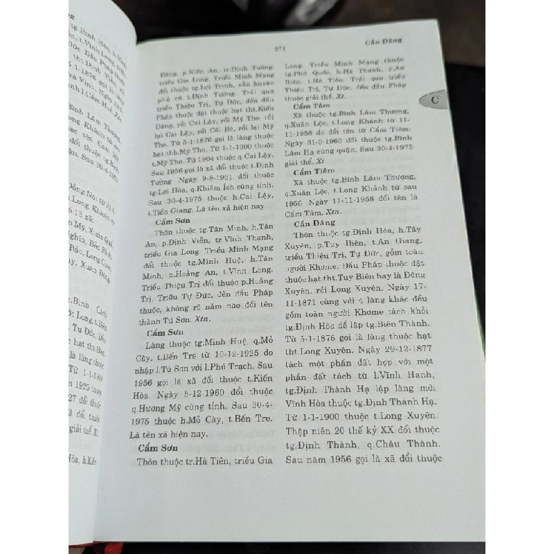 Từ điển điạ danh hành chính nam bộ - Nguyễn Đình Tư 784083