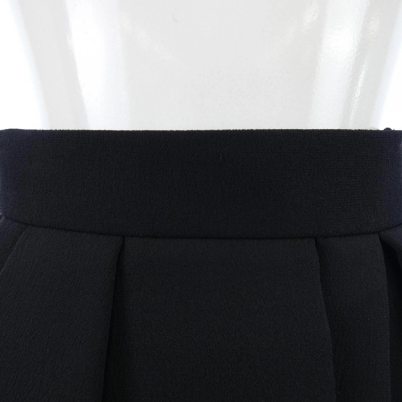 Chân váy LOUIS VUITTON FIJU86GIC - Hàng hiệu Authentic 820979