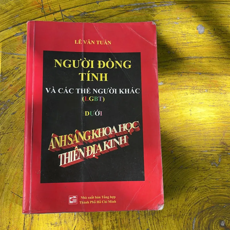 NGƯỜI ĐỒNG TÍNH VÀ CÁC THỂ NGƯỜI KHÁC (LGBT)- LÊ VĂN TUẤN 735761