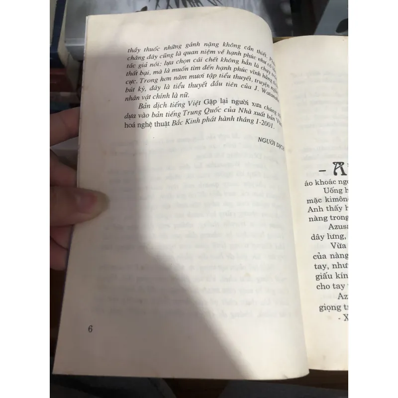 Tiểu thuyết Gặp lại người xưa 990610