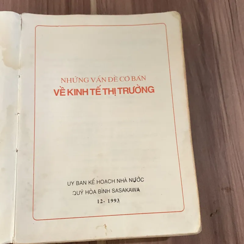 KINH TẾ THỊ TRƯỜNG: Lý thuyết & Thực tiến,  675400