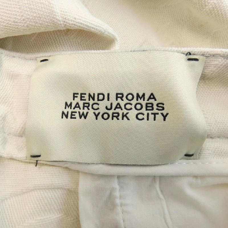 【Mã giảm giá】Váy FENDI 655536