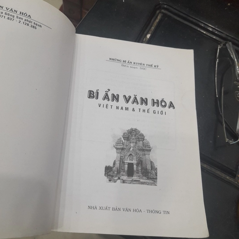 BÍ ẨN VĂN HÓA Việt Nam & Thế giới 369885