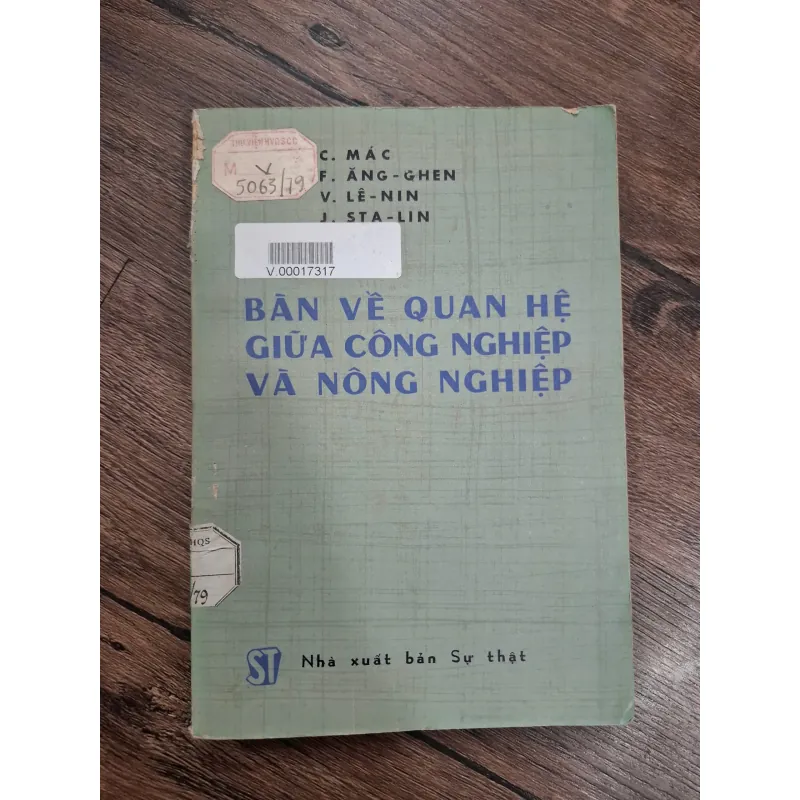 Bàn về quan hệ giữa công nghiệp và nông nghiệp 715771