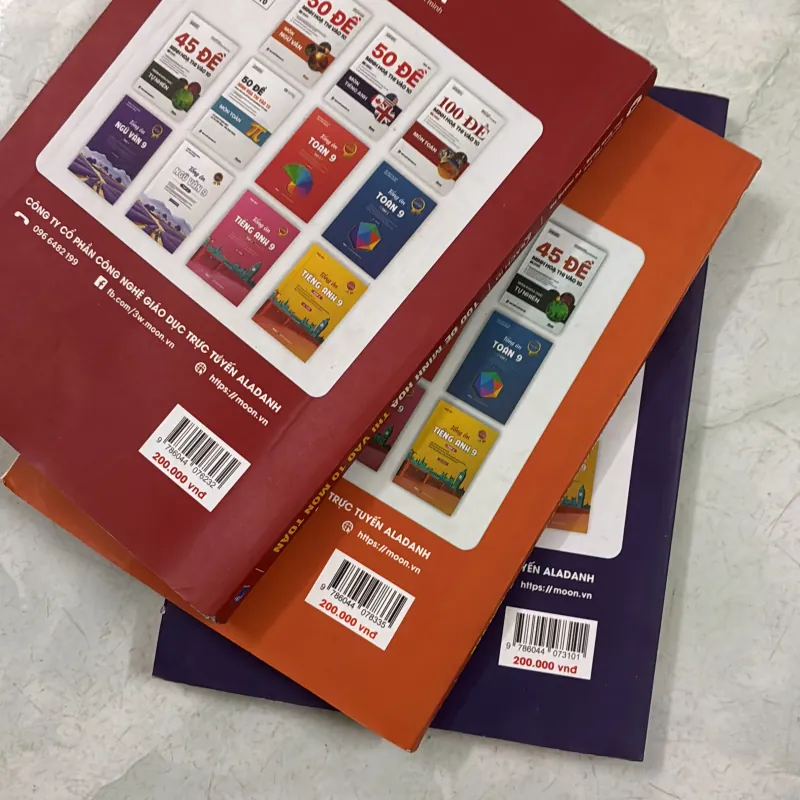 Đề thi minh hoạ vào lớp 10 Moon.vn (combo 3 cuốn Toán Văn Anh) 976269