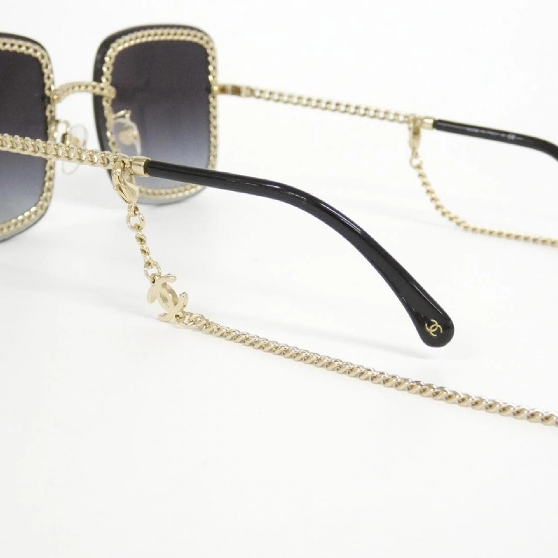 Kính mát Chanel 4244 624106