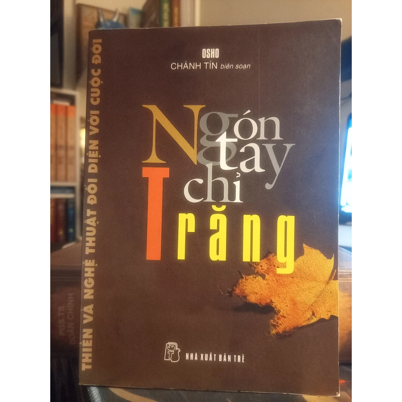 NGÓN TAY CHỈ TRĂNG OSHO 530445