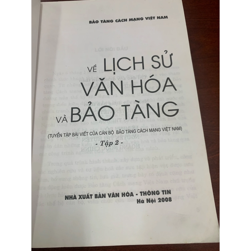 Về lịch sử văn hóa và bảo tàng  277889