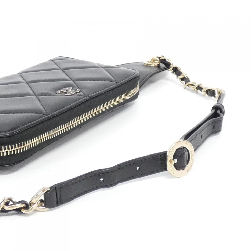 Ví đeo thắt lưng Chanel 622970