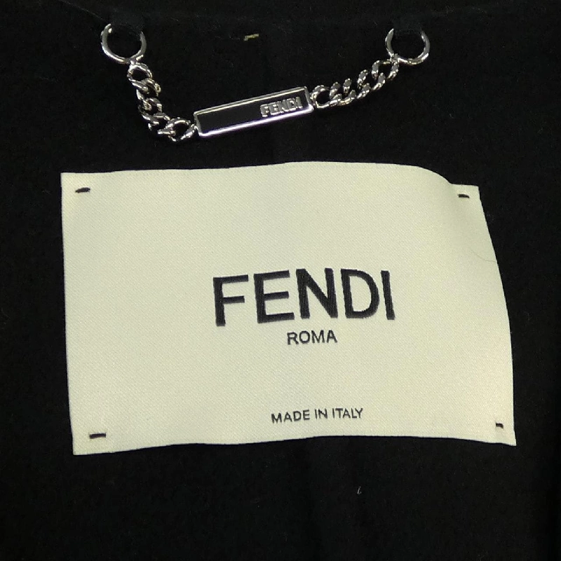 【Mã giảm giá】FENDI Áo vest dài 640060
