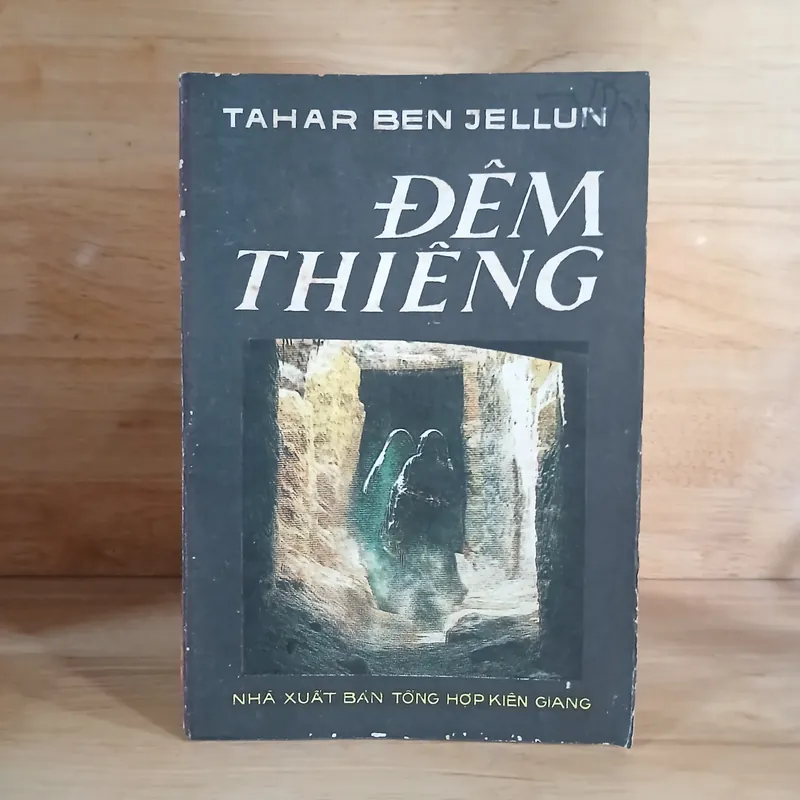 Đêm Thiêng (Giải Goncourt 1987) - Tahar Ben Jellun 422121