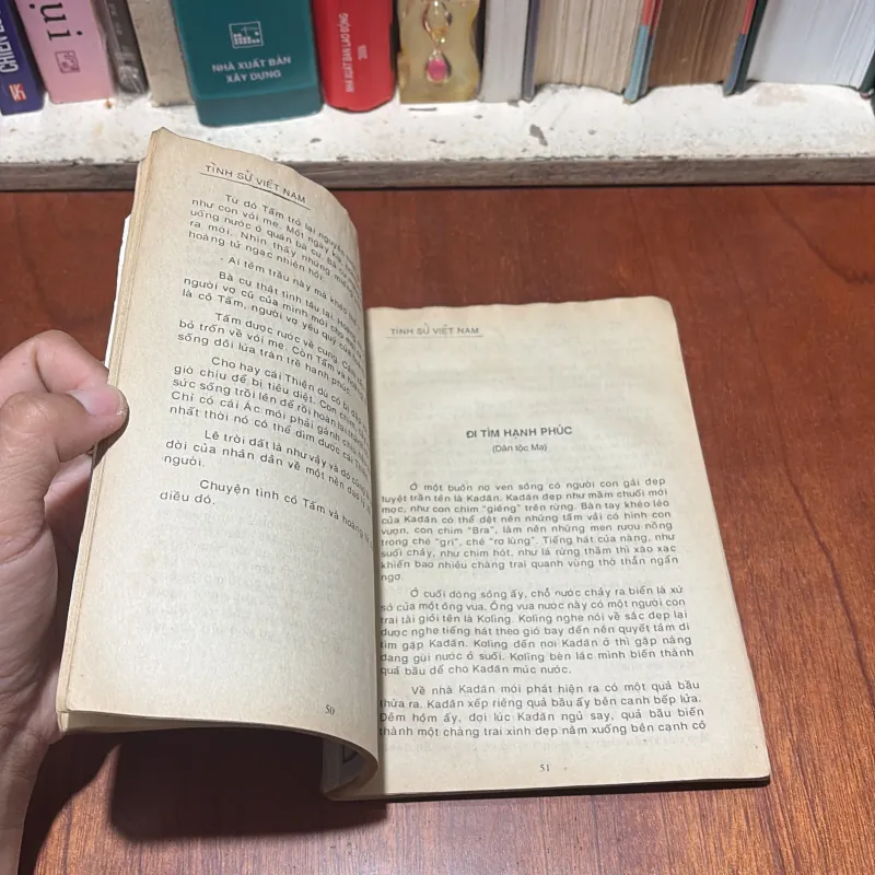 II Văn Hóa Dân Gian Cổ Truyền: Tình Sử Việt Nam - Nguyễn Lê Huy - 1992 789347