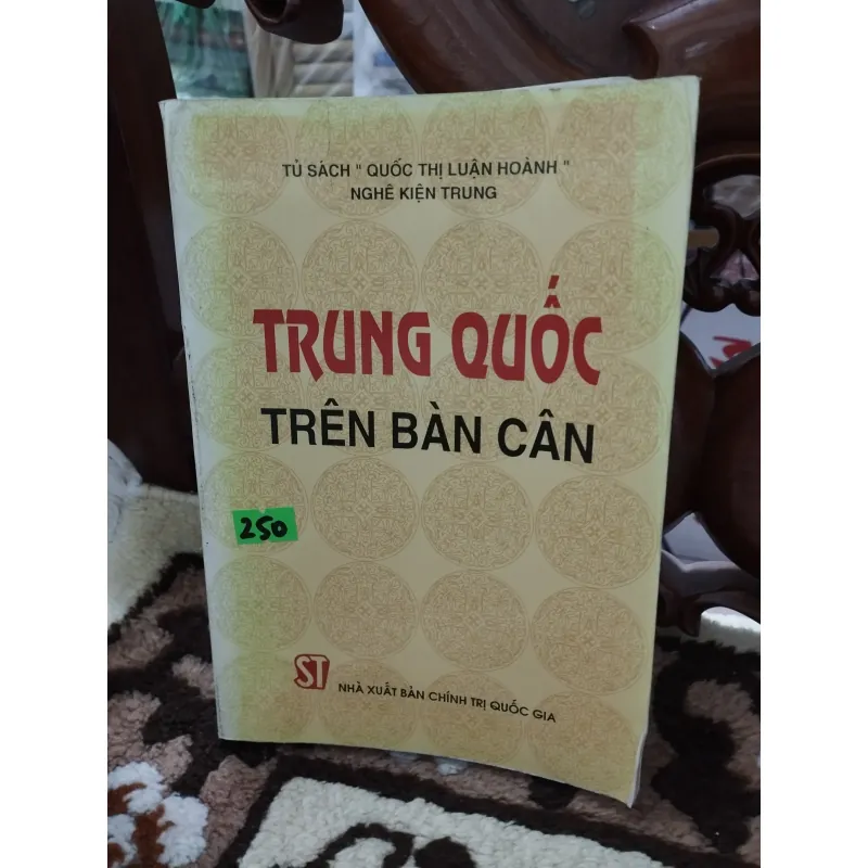 Trung Quốc trên bàn cân 926307