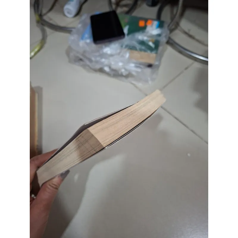 Mưa suốt tháng giêng 957759