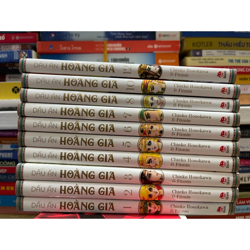 Dấu ấn Hoàng Gia 10 cuốn không trùng tập 504433