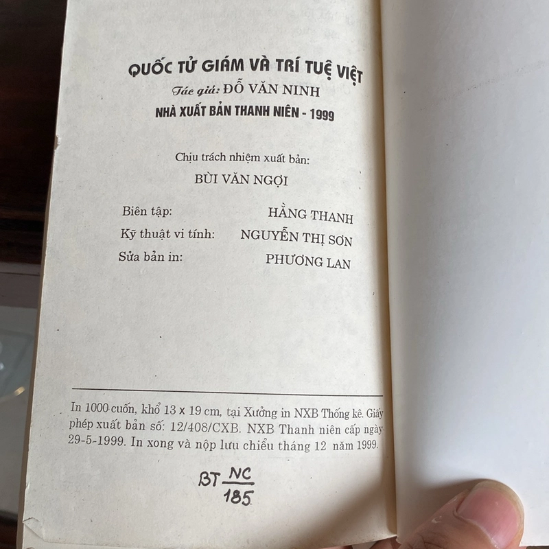 QUỐC TỬ GIÁM TRÍ TUỆ VIỆT (XB 1999) 470534