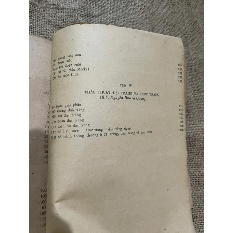 Chẩn đoán x quang lâm sàng BỘ XƯƠNG - BỘ TIẾT NIỆU - HỆ THẦN KINH - SÁCH Y, KHỔ LỚN 573048