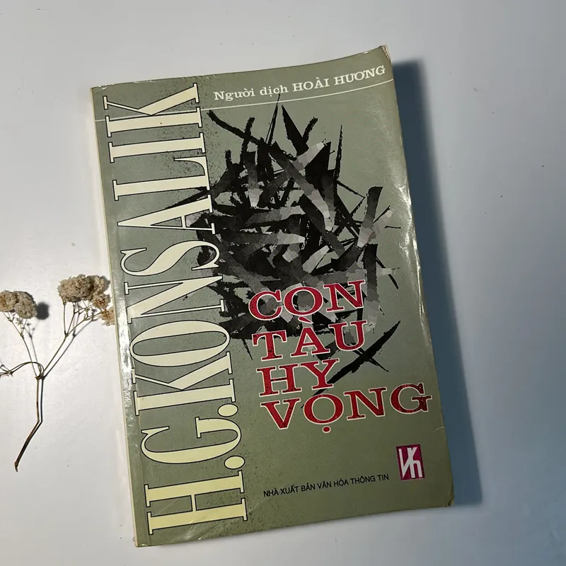 Con Tàu Hy Vọng – H. G. Konsalik 599611