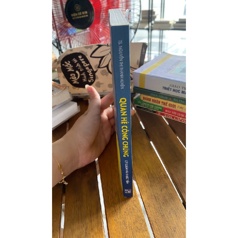 Quan hệ công chúng: Lý luận và thực tiễn - Nguyễn Sỹ Thanh & Nguyễn Văn Mạnh 530756