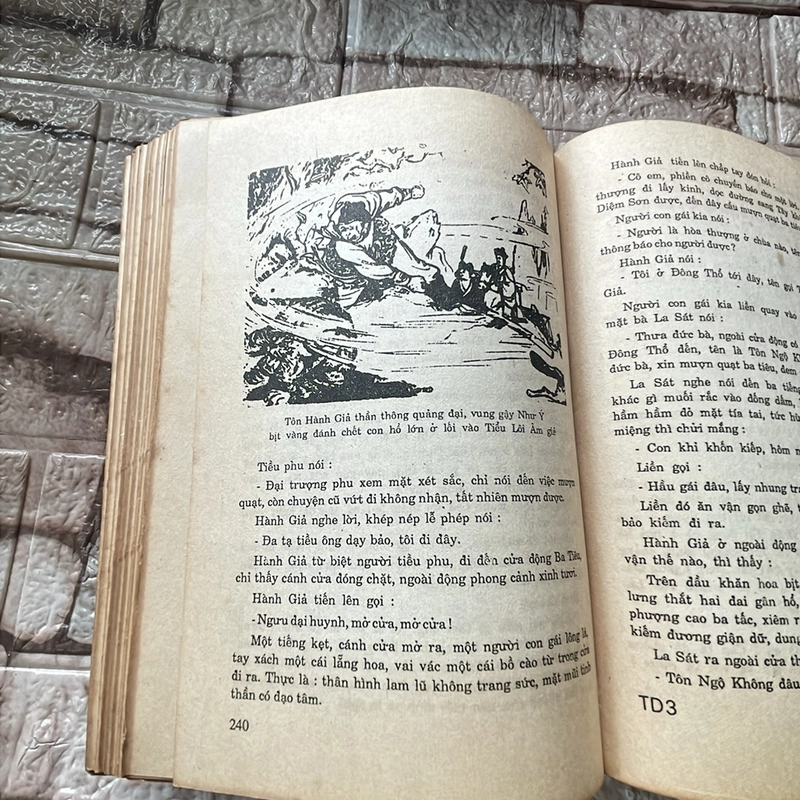 Tây du  ký - Thuỵ Đình dịch; Chu Thiên hiệu đính; 1988 460739