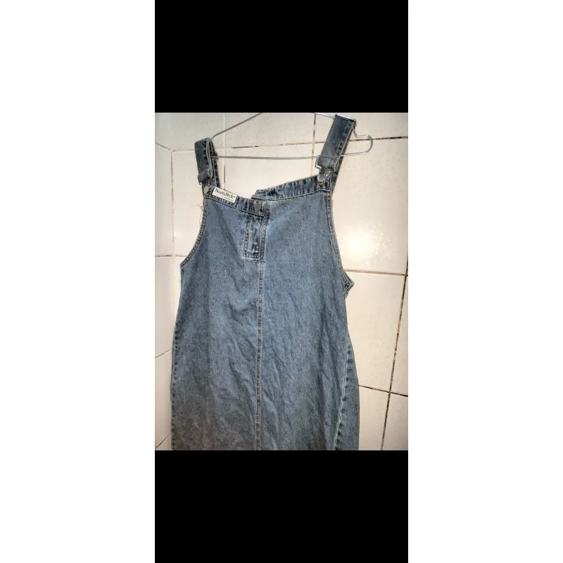 Váy yếm size L rộng chưa mặc lần nào freeship 1025728