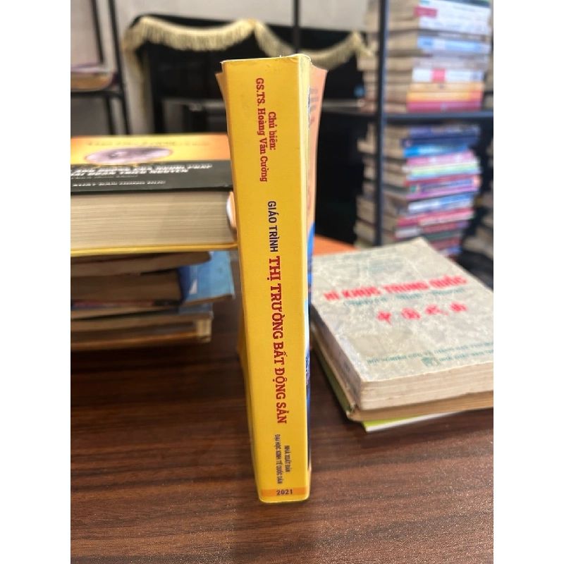 Giáo trình thị trường bất động sản- NXB ĐH KTCD 930790