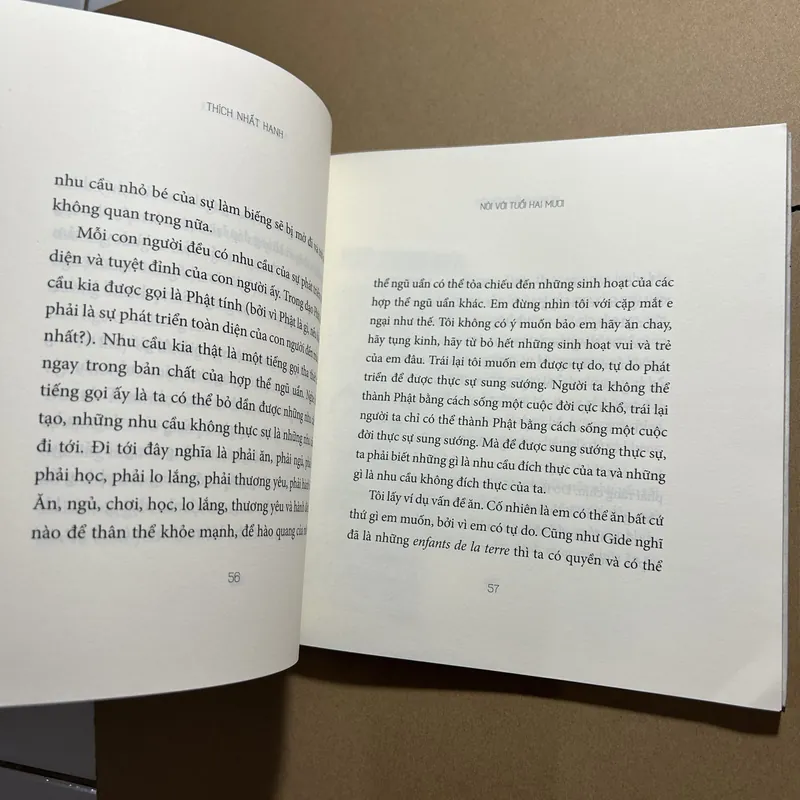 Nói với tuổi hai mươi 570540