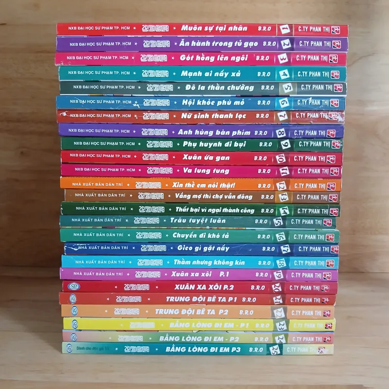 Truyện Tranh Học Sinh Chân Kinh (Bộ 25 Tập) - B.R.O 608147