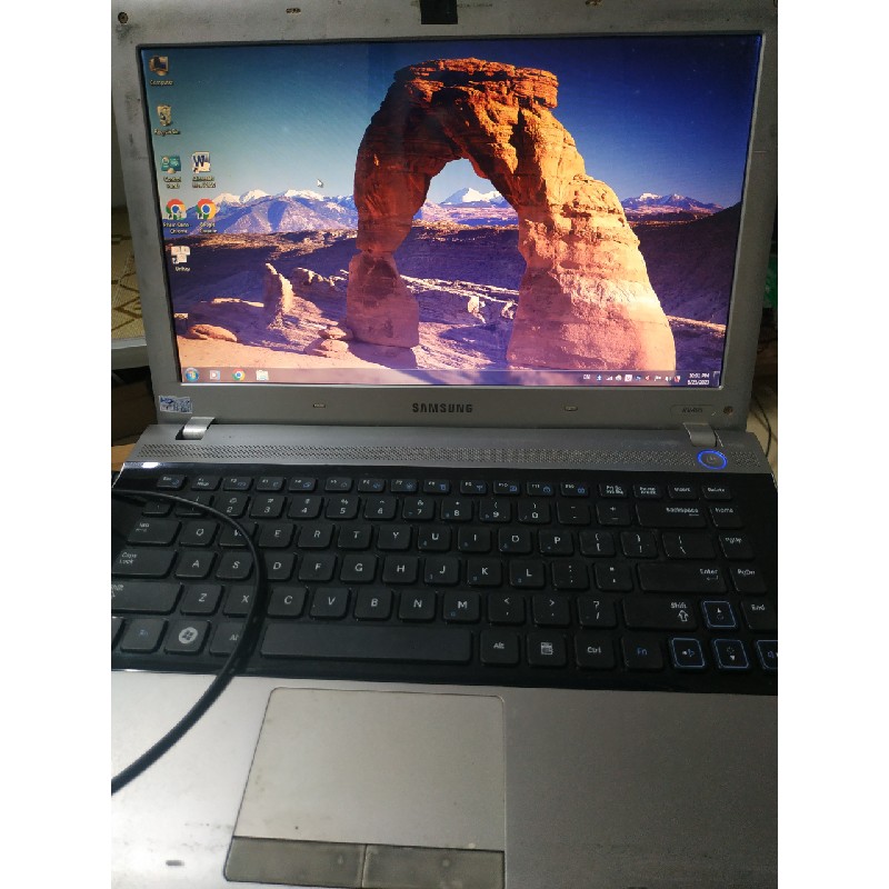 Laptop Samsung RV409 Core i3 Ram 4gb 8297