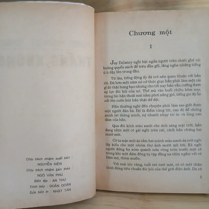 Tiểu Thuyết Trinh Thám - Thằng Khùng (James Hadley Chase) 592934