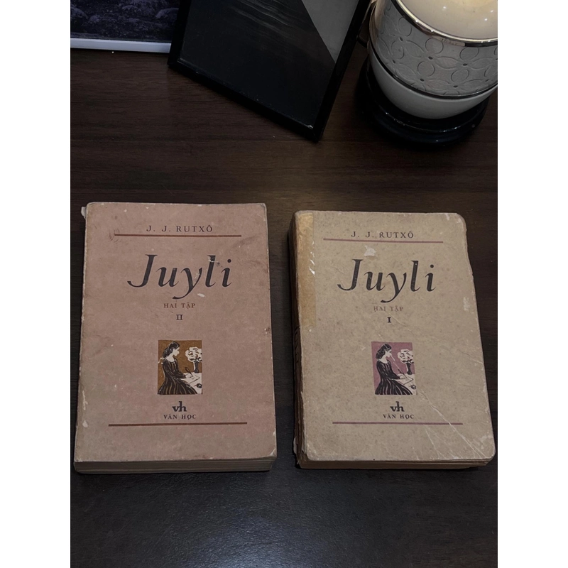 Juyli (trọn bộ 2 tập- tiểu thuyết xb 1982) 532034