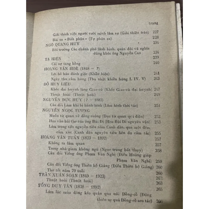 THƠ VĂN YÊU NƯỚC NỬA SAU THẾ KY XIX (1858 - 1900) 748032